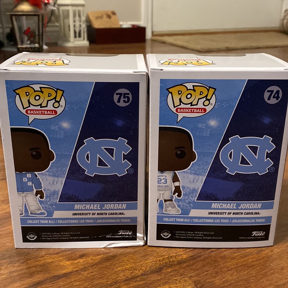 Michael Jordan University of North Carolina Tar Heels Funko Pop Figures - Picture 2 of 2